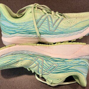 ~~New Balance Fresh Foam W860F12 Green Athletic Running Sneakers WOMENS 9.5 .. a
